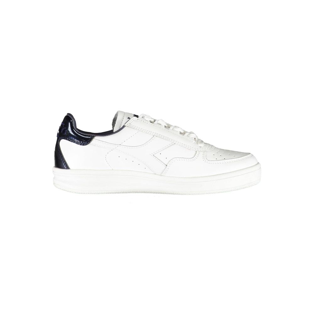 Sneakers by Diadora for women in fabric white features an sumptuous silhouette, showcasing the premium Women's Fashion Fabric Sneakers in a sumptuous fashion style that offers a sumptuous finish for refined style.