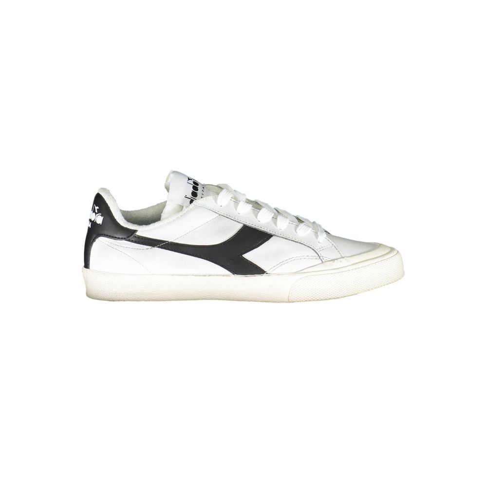 Sneakers by Diadora for women in fabric white presents a sumptuous silhouette, artfully capturing the essence of the Women's Fashion Fabric Sneakers with its sumptuous fashion style design.