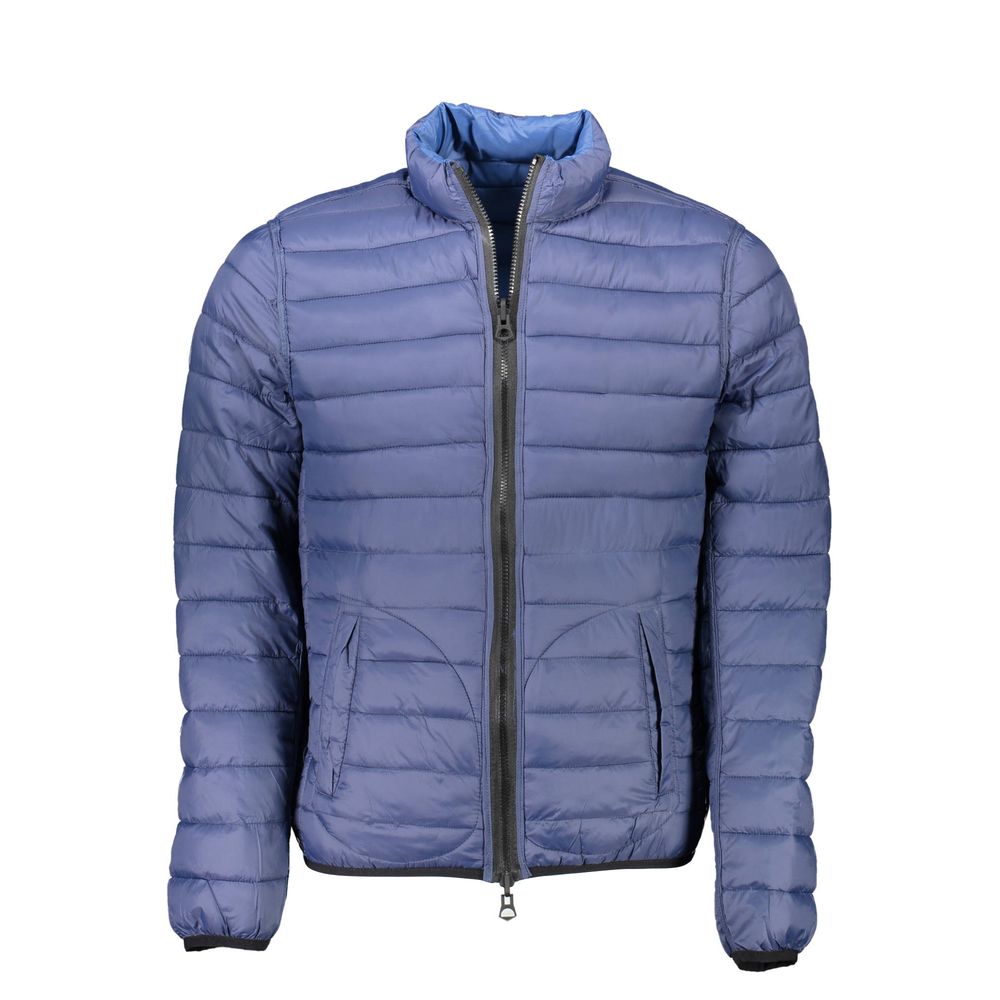 Jacket by U.S. POLO ASSN. for men in nylon blue presents a impeccable silhouette, showcasing distinct pockets and a impeccable for a sophisticated finish.