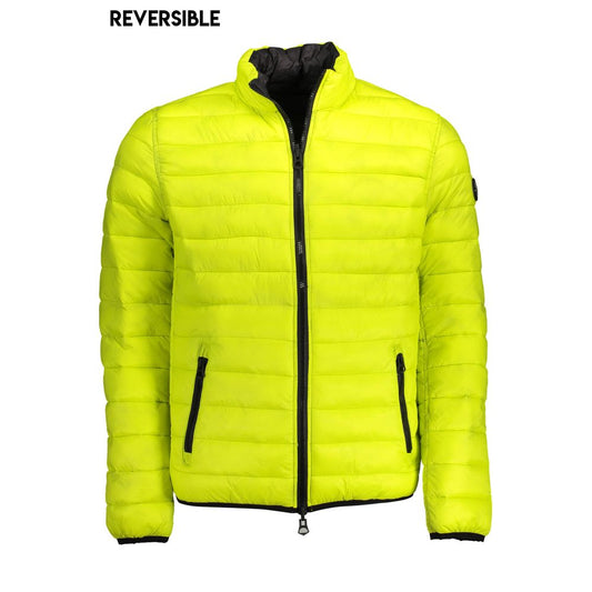 This Jacket by U.S. POLO ASSN. for men in nylon yellow showcases a magnificent silhouette, meticulously crafted with a distinctive and functional pockets for a magnificent finish.
