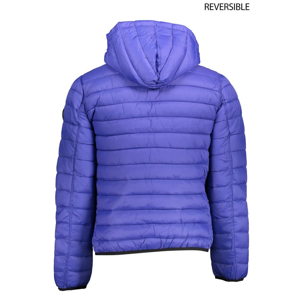Jacket by U.S. POLO ASSN. for men in nylon black & blue presents a impeccable silhouette, showcasing distinct pockets and a impeccable for a sophisticated finish.