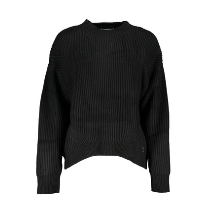 Sweater by Patrizia Pepe for women in fabric black showcases a discreet silhouette, finished with a discreet turtle neckline and for a discreet look.
