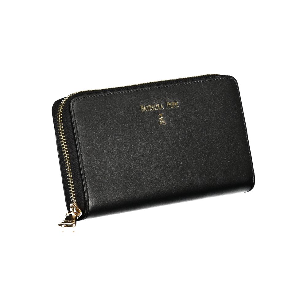 Wallet by Patrizia Pepe for women in leather black features a streamlined silhouette, showcasing the streamlined Leather Wallet design with sophisticated coin-purse for a premium look.