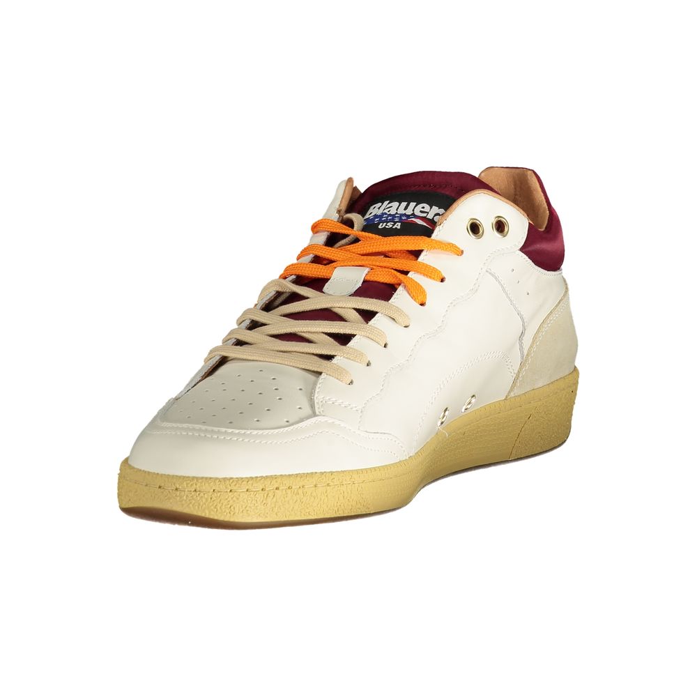 Sneakers by Blauer for men in polyester white features an sumptuous design from the Men's Fashion Polyester Sneakers collection, highlighting a sumptuous fashion style for a premium, high-fashion look.