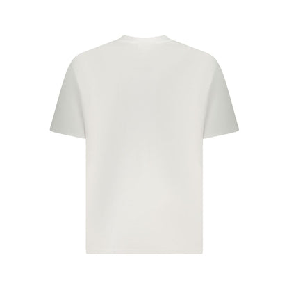 T-Shirt by Calvin Klein for men in cotton white features an on trend silhouette, perfectly showcasing a on trend and for an elevated aesthetic.