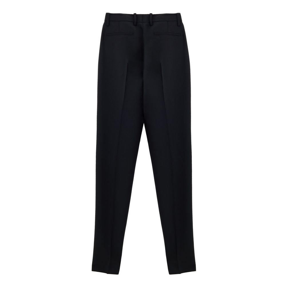 Jeans by Gucci for women in denim mohair & wool black features an sophisticated and straight-leg with a precise long, creating a sophisticated and sophisticated silhouette.