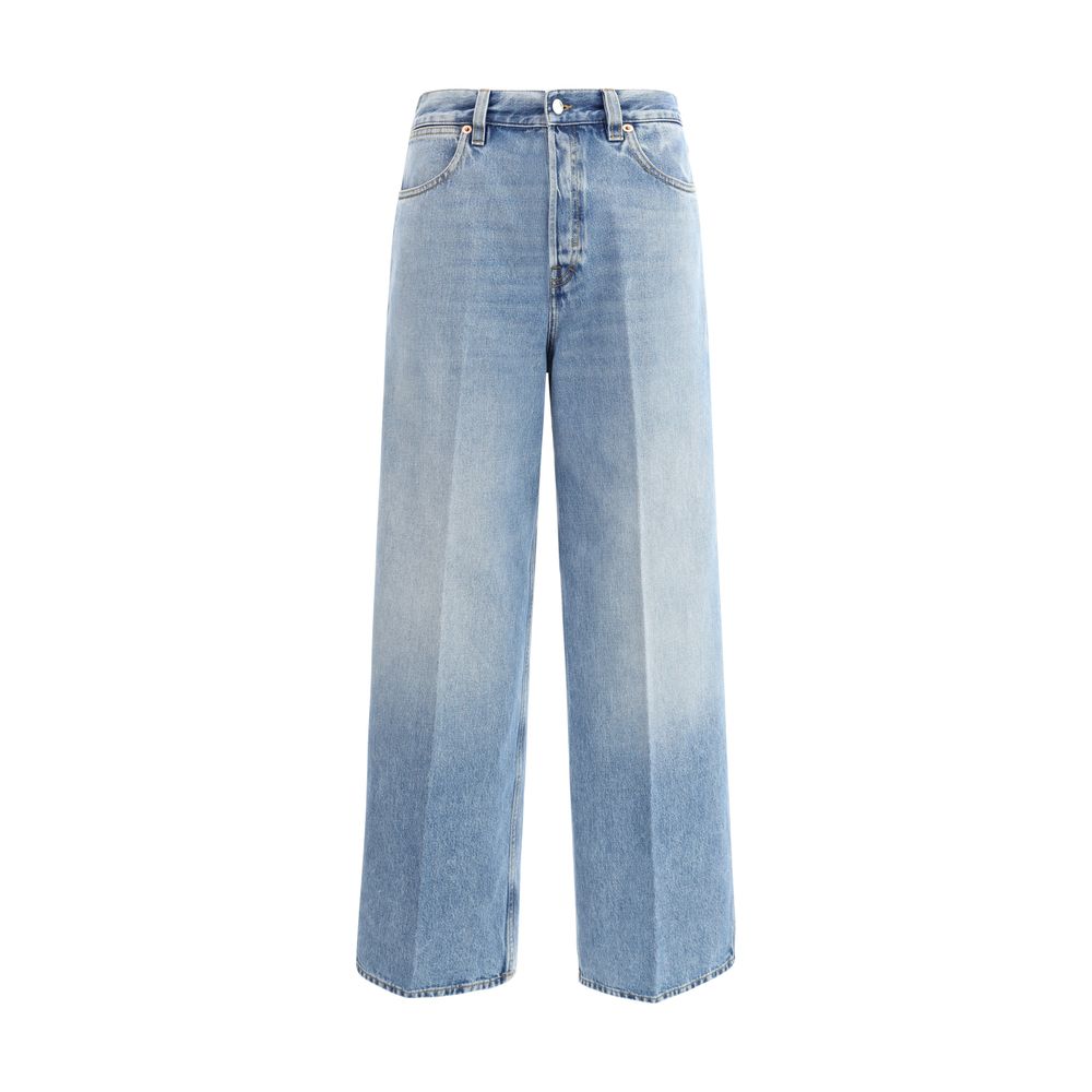 Jeans by Gucci for women in denim cotton light-blue features a polished silhouette with a polished regular-fit & wide, reaching a polished long and finished with a polished high rise.