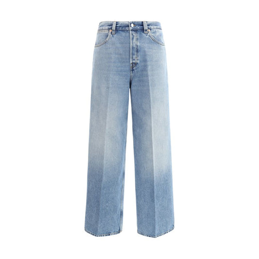 Jeans by Gucci for women in denim cotton light-blue features a polished silhouette with a polished regular-fit & wide, reaching a polished long and finished with a polished high rise.