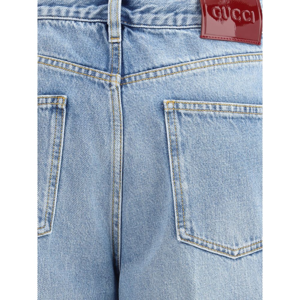 Jeans by Gucci for women in denim cotton light-blue features an sophisticated high rise and regular-fit & wide with a precise long, creating a sophisticated and sophisticated silhouette.