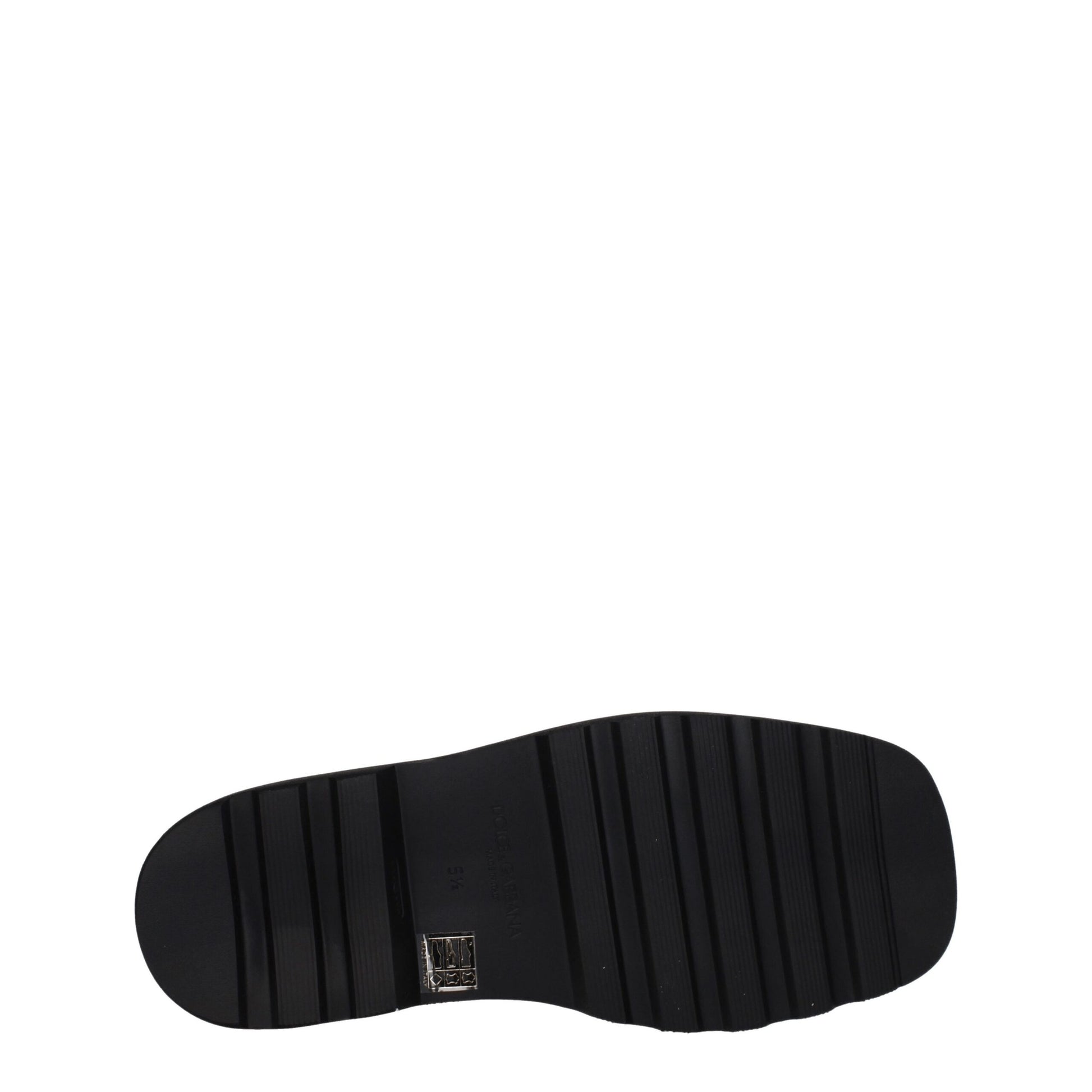 Mid-Heel Lace-Up Shoes by Dolce & Gabbana for men in leather & rubber black features an ergonomic silhouette, perfectly showcasing Men's Leather & Rubber Mid-Heel Lace-Up Shoes with its distinct 4-cm-heel mid-heel and elegant round toe style.