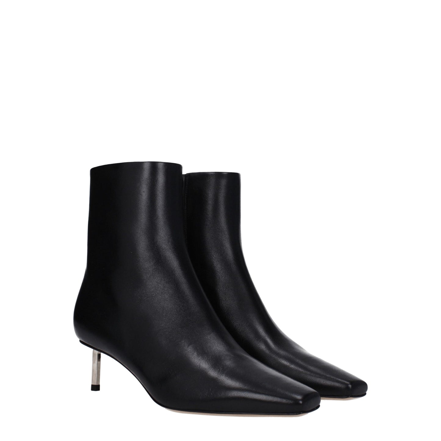 Mid-Heel Ankle Boots by Off-White for women in leather black & white features an high-performance silhouette, showcasing the sophisticated design of the Women's Leather Mid-Heel Ankle Boots with a 5-cm-heel mid-heel and a refined square toe style.