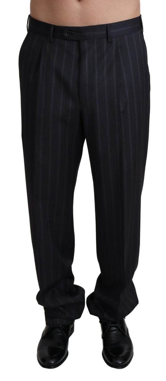 Trousers by Dolce & Gabbana for men in silk wool & viscose gray features a tailored silhouette with a tailored skinny & regular-fit, defined by its long and a sophisticated .
