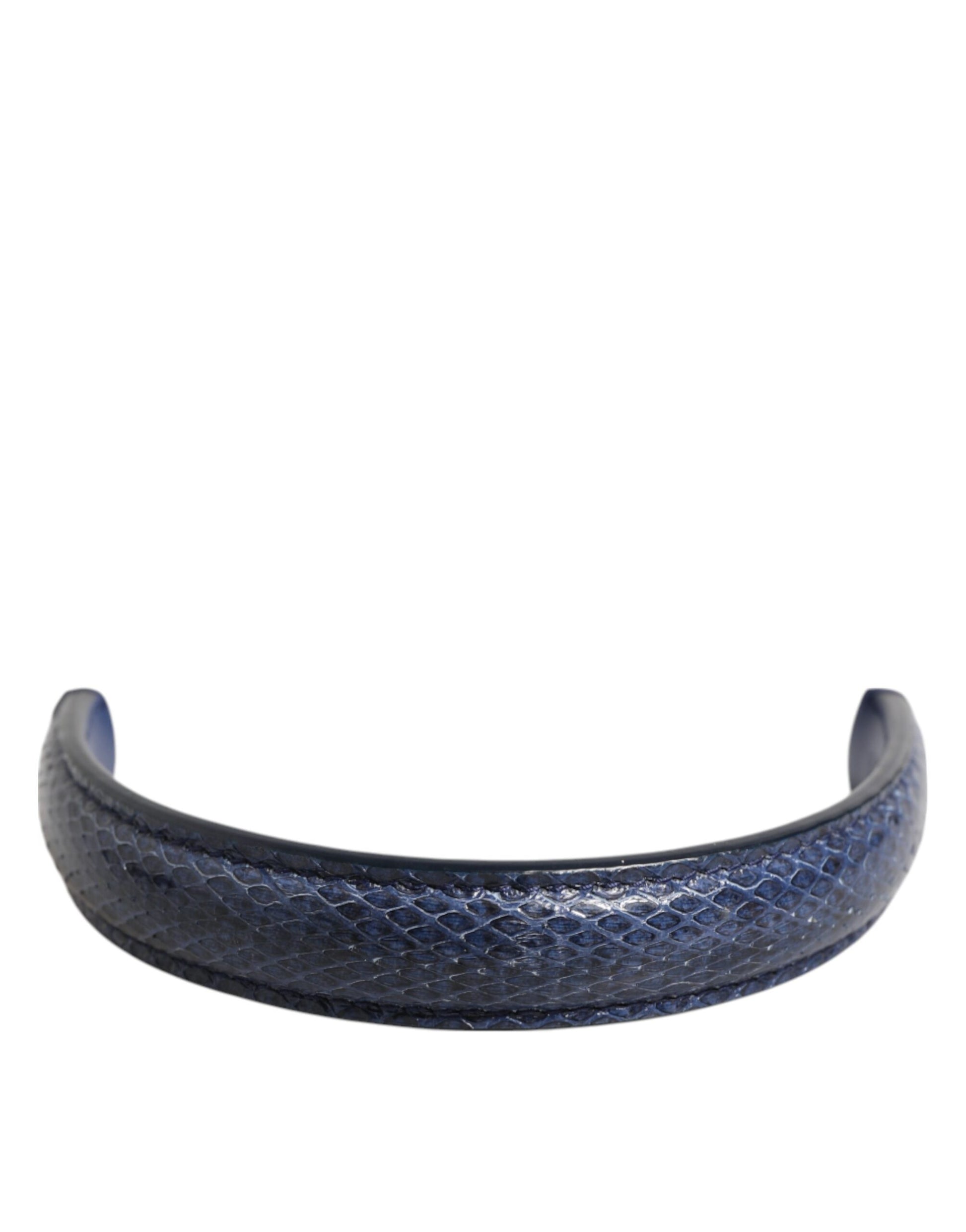 Shoulder Strap by Dolce & Gabbana for women in ayers calf leather blue features an stylish design, beautifully completing the signature look of the Ayers Calf Leather Shoulder Strap.