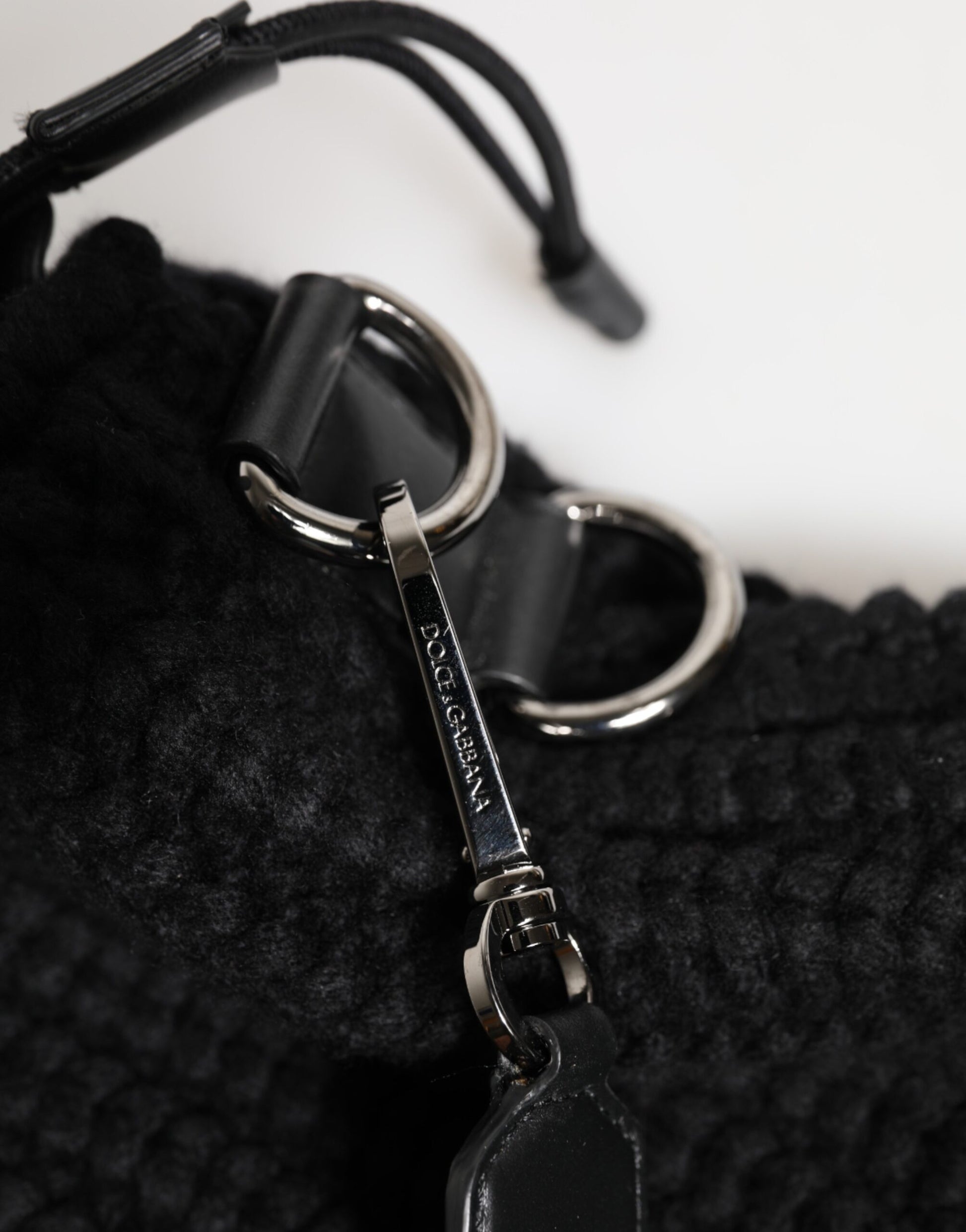 Shoulder Bag by Dolce & Gabbana for women in calfskin leather & cashmere black features a effortless sophistication silhouette, secured by a zipper with ample and versatile shoulder-strap for a effortless sophistication finish.