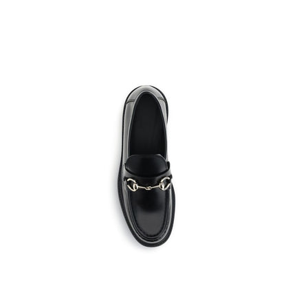 Loafer Loafers Slip-On Shoes by Gucci for women in bos taurus calf leather black features an timeless silhouette, showcasing the Horsebit Women's Bos Taurus Calf Leather Loafer Loafers Slip-On Shoes design with an timeless block-heel and a round toe style for a timeless look.