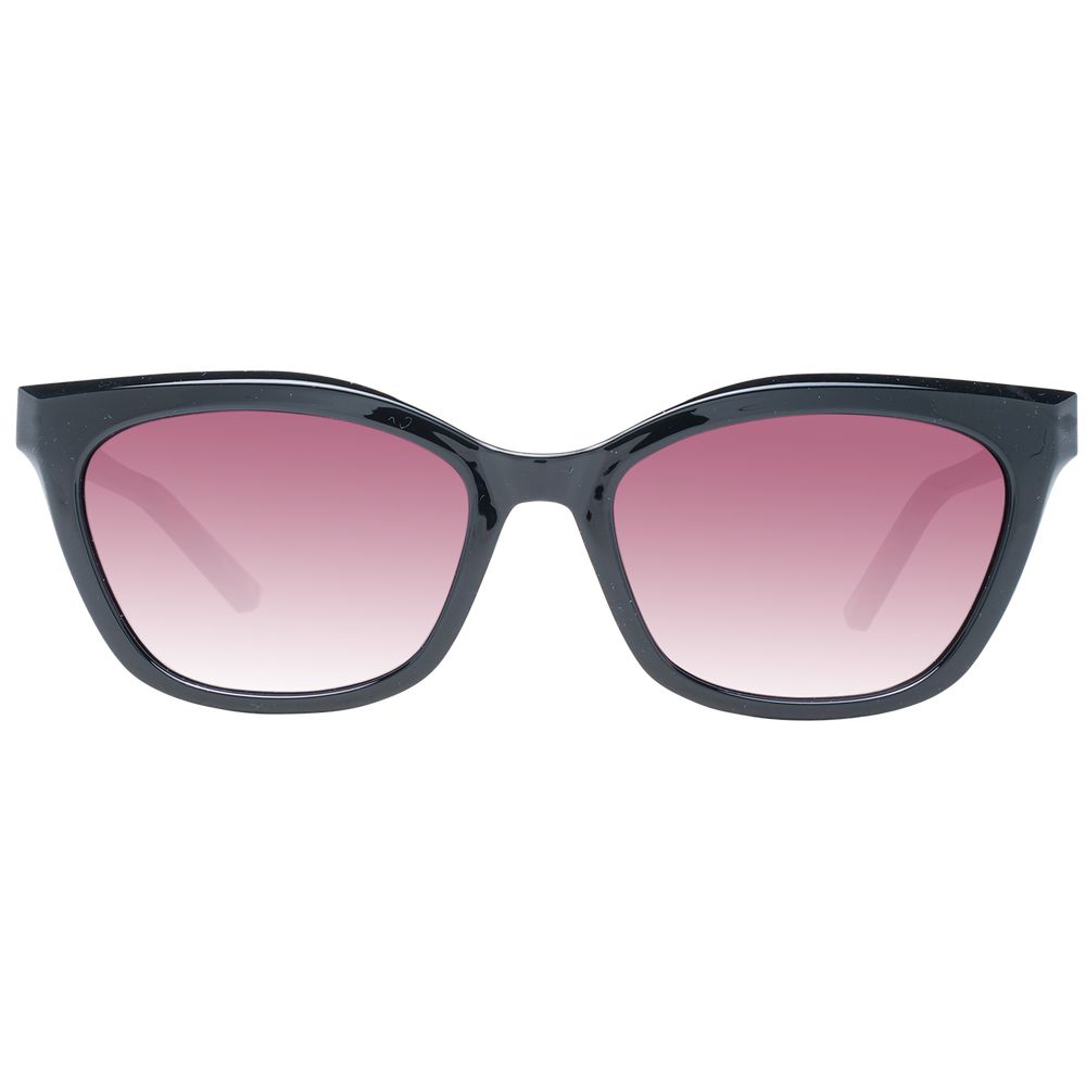 Sunglasses by Ted Baker for women in black features an lustrous full-rim cat-eye frame design with black coloured frame detailing and gradient category-3-dark-tint lens for a lustrous aesthetic.