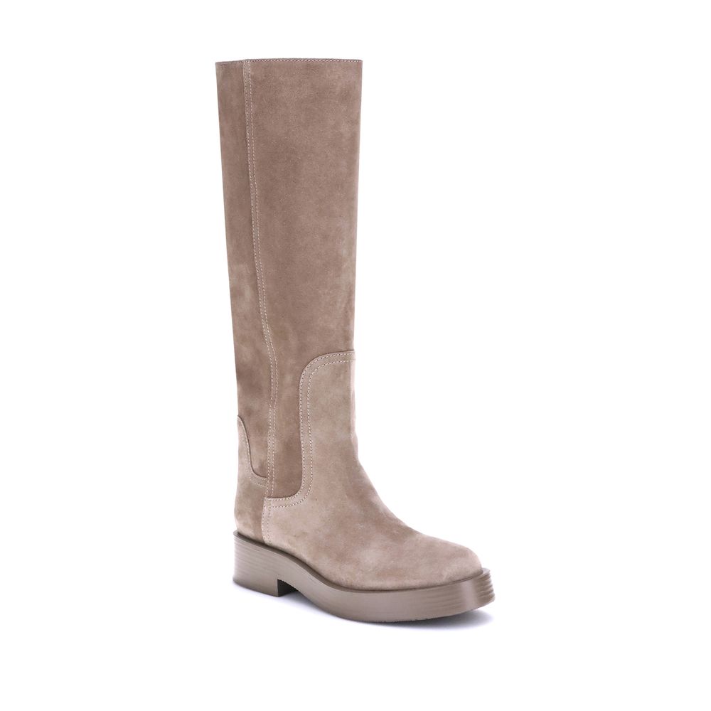 High Knee-High Winter Boots by Casadei for women in bos taurus calf suede leather beige showcases a ergonomic silhouette from the Charlie Women's Bos Taurus Calf Suede Leather High Knee-High Winter Boots collection, featuring a ergonomic block-heel and a ergonomic round toe style.