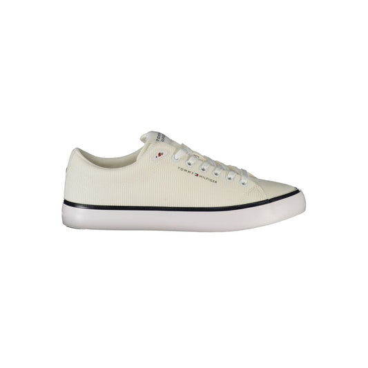 Sneakers by Tommy Hilfiger for men in polyester & polyurethane white features an sumptuous silhouette, showcasing the premium Men's Fashion Polyester & Polyurethane Sneakers in a sumptuous fashion style that offers a sumptuous finish for refined style.
