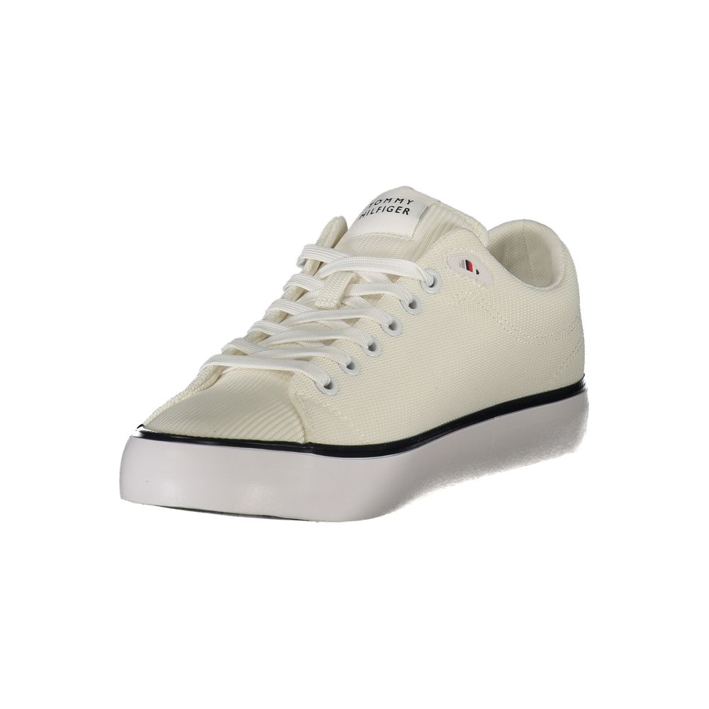 Sneakers by Tommy Hilfiger for men in polyester & polyurethane white features a sumptuous design, perfectly showcasing the sumptuous fashion style of this Men's Fashion Polyester & Polyurethane Sneakers.