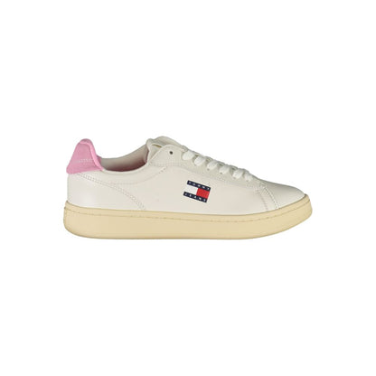 Sneakers by Tommy Hilfiger for women in polyester leather pink & white features an sumptuous silhouette, showcasing the premium Ecru Women's Fashion Polyester Leather Sneakers in a sumptuous fashion style that offers a sumptuous finish for refined style.