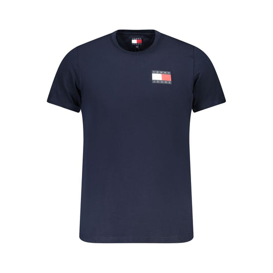 T-Shirt by Tommy Hilfiger for men in cotton blue features an edgy silhouette, meticulously detailed with a sophisticated and for a truly edgy finish.