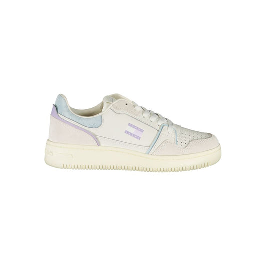 Sneakers by Tommy Hilfiger for women in polyester polyethylene leather blue & white presents a sumptuous silhouette as Women's Low-Top Polyester Polyethylene Leather Sneakers, expertly defined by a sumptuous low-top style for a sumptuous, high-fashion look.