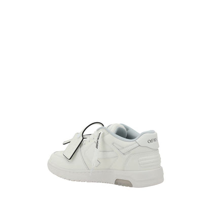 Sneakers by Off-White for men in bos taurus calf leather white features an sumptuous design from the Men's Low Top Bos Taurus Calf Leather Sneakers collection, highlighting a sumptuous low-top style for a premium, high-fashion look.