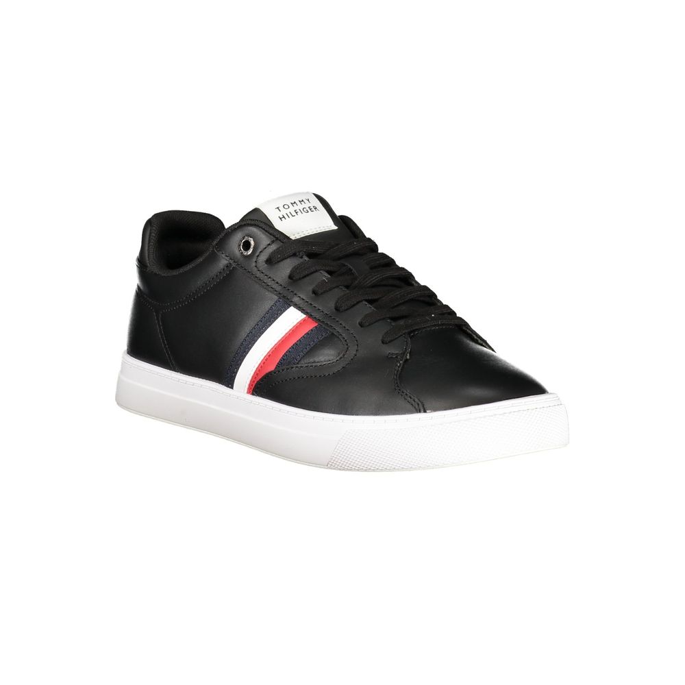 Sneakers by Tommy Hilfiger for men in polyester polyurethane leather black & signature presents a sumptuous silhouette as Men's Fashion Polyester Polyurethane Leather Sneakers, expertly defined by a sumptuous fashion style for a sumptuous, high-fashion look.
