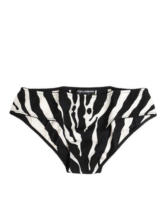This Underpants Briefs by Dolce & Gabbana for women in silk black, white, zebra, patterned & print features a flawless silhouette from the Women's Silk Underpants Briefs collection, offering a flawless fit designed for premium comfort.