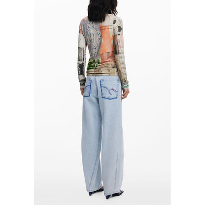 T-Shirt by Desigual for women in stretch viscose beige, patterned & signature features an edgy silhouette, meticulously detailed with a sophisticated and wide-neck neckline for a truly edgy finish.