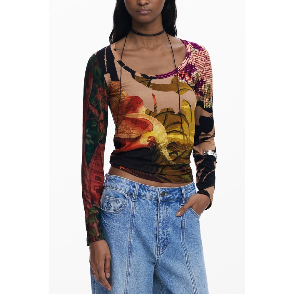 T-Shirt by Desigual for women in stretch viscose brown & print showcases a chic silhouette, artfully detailed with a chic round neckline and for a chic finish.