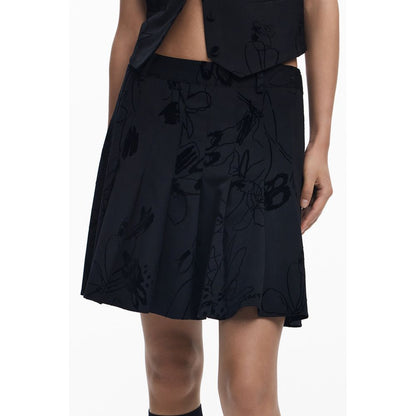 Skirt by Desigual for women in stretch viscose polyester black features an tailored silhouette, artfully capturing the essence of Women's Stretch Viscose Polyester Skirt in a sophisticated short mini.