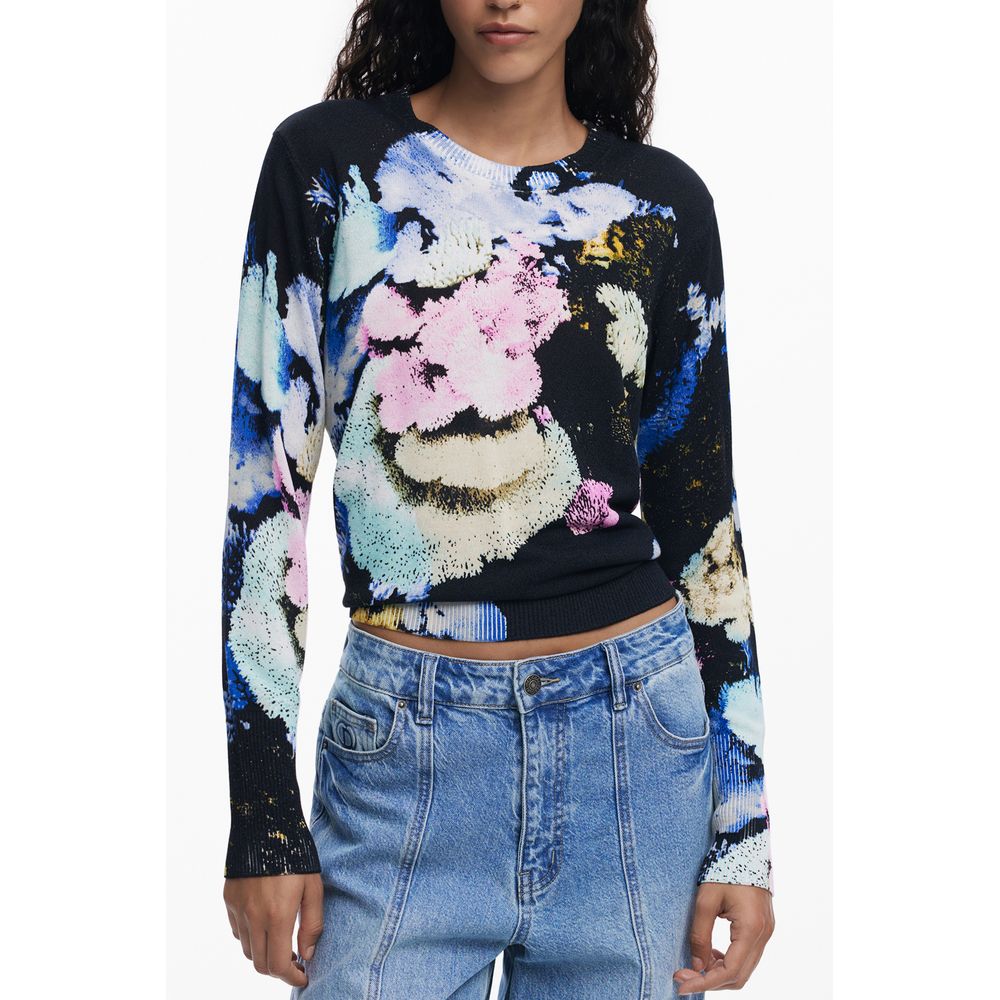 Sweater by Desigual for women in linen & viscose black, floral & print showcases a sumptuous silhouette, artfully finished with a sumptuous round neckline and for a sophisticated, sumptuous look.