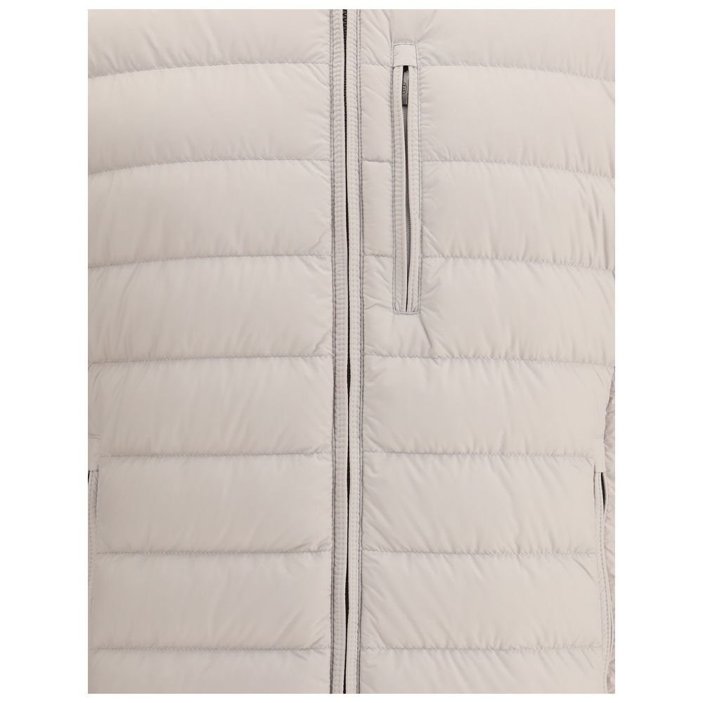 This Hooded Puffer Jacket by Parajumpers for men in polyamide & duck down beige & yellow exhibits a edgy silhouette, meticulously detailed with functional pockets, hooded & insulated and a edgy for a edgy finish.