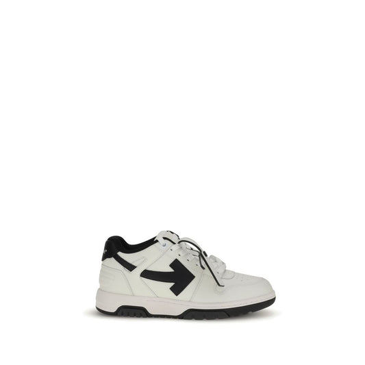 Sneakers by Off-White for men in bos taurus calf leather white features an sumptuous silhouette, showcasing the premium Men's Low Top Bos Taurus Calf Leather Sneakers in a sumptuous low-top style that offers a sumptuous finish for refined style.