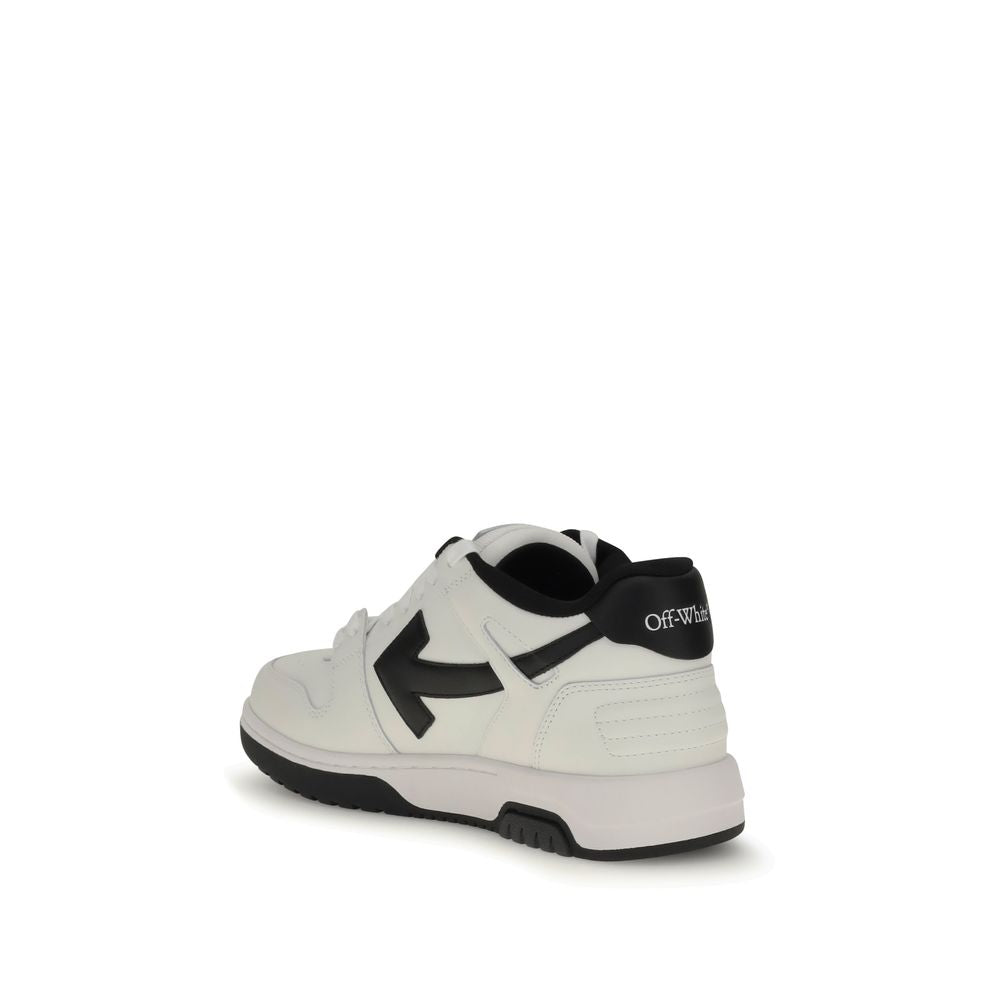 Sneakers by Off-White for men in bos taurus calf leather white features an sumptuous design from the Men's Low Top Bos Taurus Calf Leather Sneakers collection, highlighting a sumptuous low-top style for a premium, high-fashion look.