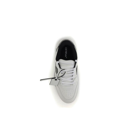 Sneakers by Off-White for men in bos taurus calf leather white presents a sumptuous silhouette from the Men's Low Top Bos Taurus Calf Leather Sneakers collection, showcasing a sumptuous low-top style for an elevated aesthetic.