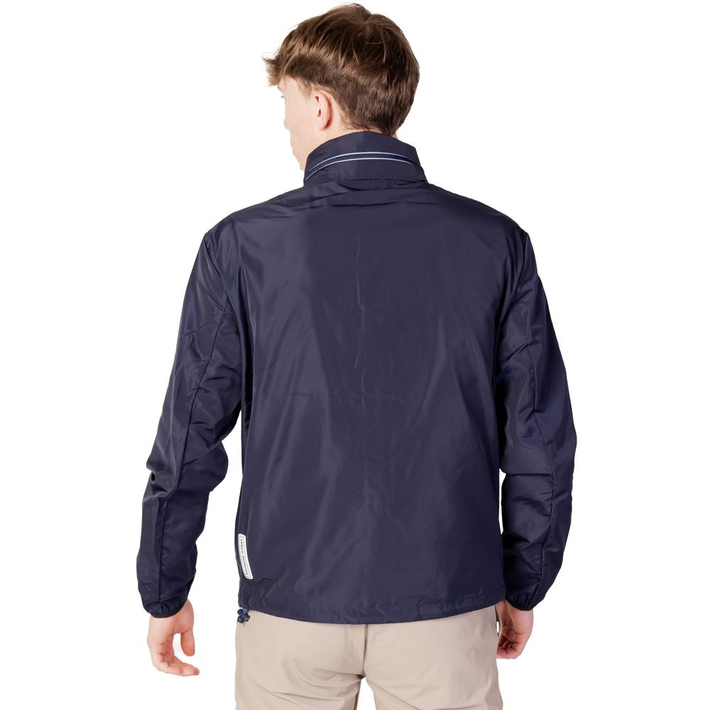 Windbreaker Jacket by Armani Exchange for men in polyester blue features an magnificent silhouette, showcasing the sophisticated and functional lightweight, pockets & windproof for a premium, magnificent look.