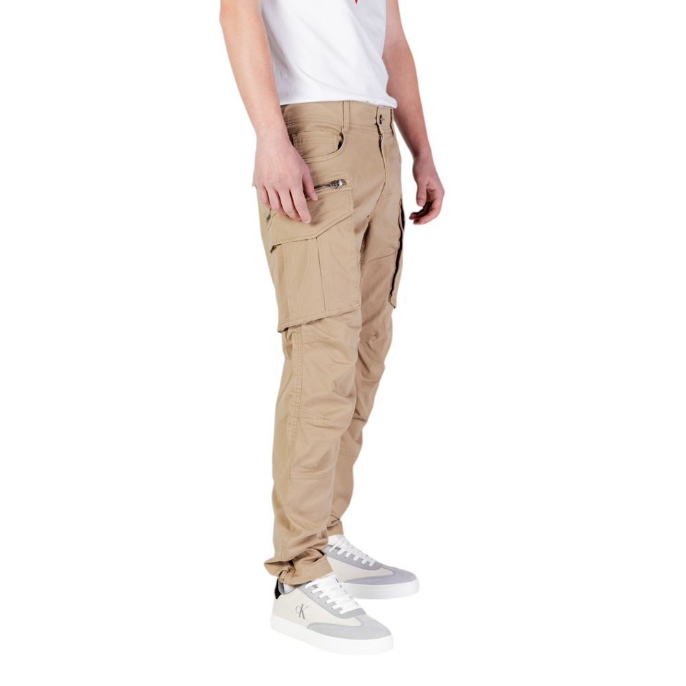 Jeans by Replay for men in stretch denim cotton beige presents a tailored silhouette, showcasing a tailored relaxed-fit & regular-fit and long cut with a refined for a truly tailored aesthetic.
