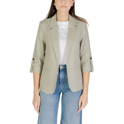 Blazer by Only for women in linen & viscose green features an crisp silhouette with sophisticated and a crisp for a truly crisp finish.