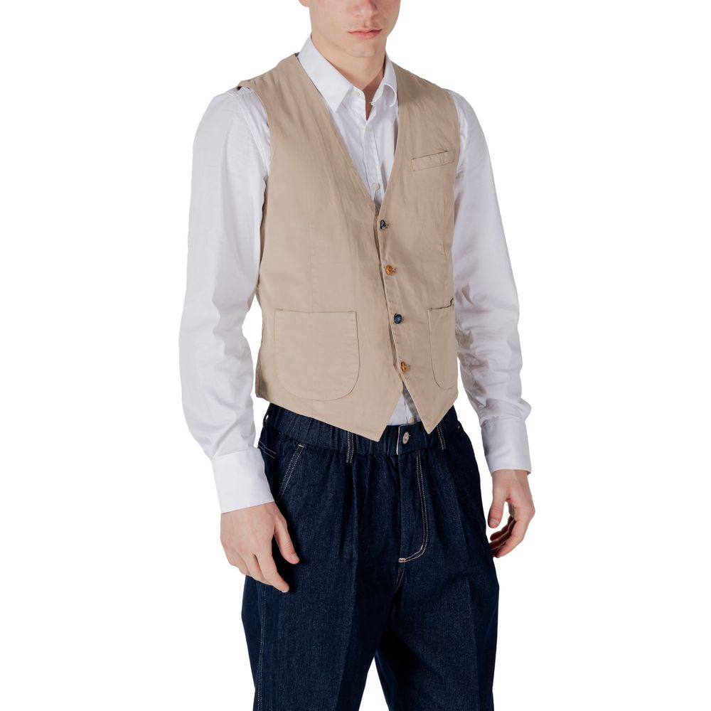 Vest by Gianni Lupo for men in cotton beige showcases a dynamic silhouette, perfectly balancing with a dynamic for a sophisticated, high-fashion look.