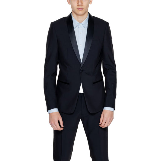 Blazer by Antony Morato for men in satin polyester & viscose black showcases a discerning silhouette, elegantly detailed with a sophisticated and premium for a truly discerning finish.
