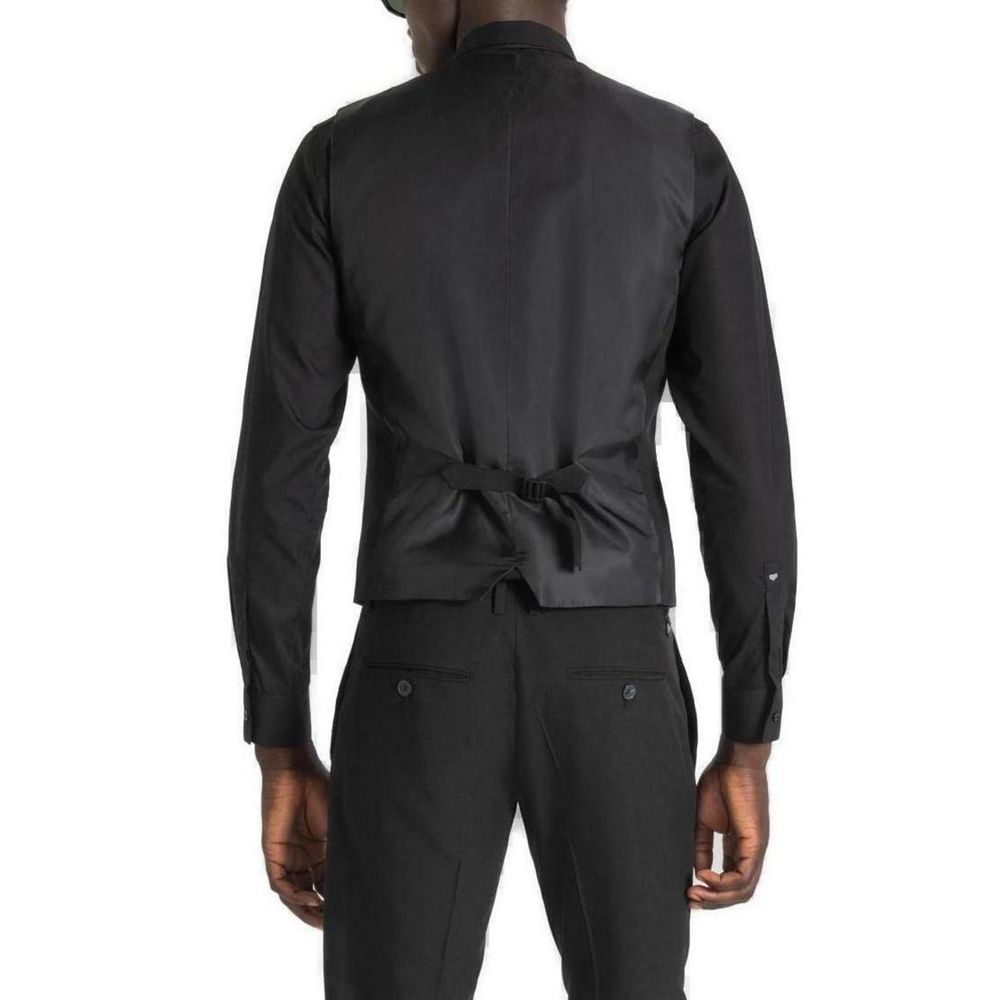 Vest by Antony Morato for men in stretch polyester black showcases a dynamic silhouette, perfectly balancing pockets with a dynamic for a sophisticated, high-fashion look.