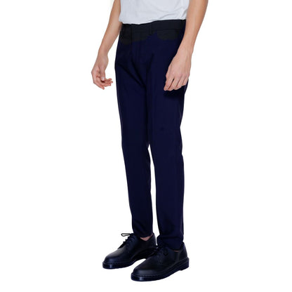 This Pant Suit by Antony Morato for men in stretch viscose polyester blue presents a discerning silhouette, featuring a sophisticated and a discerning for a refined and polished look.