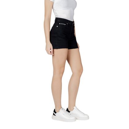 Calvin Klein Jeans Women's Mom Stretch Cotton Denim Shorts - Black
