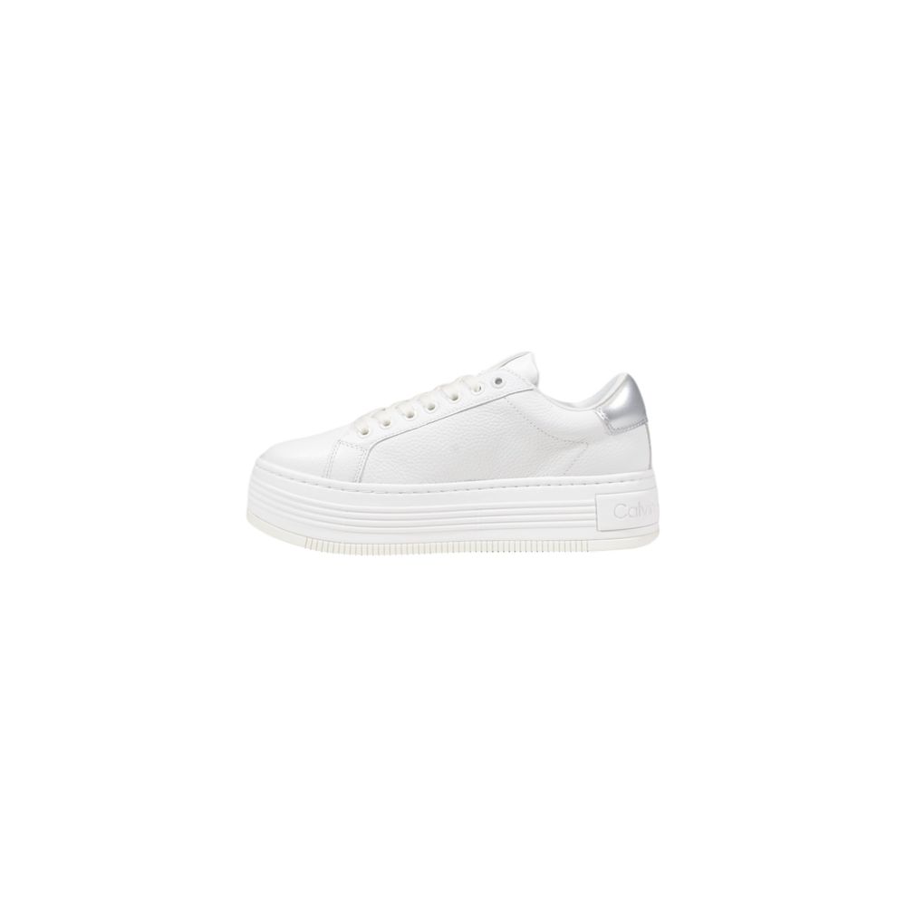 Sneakers by Calvin Klein Jeans for women in leather silver features an sumptuous silhouette, showcasing the premium Women's Casual Leather Sneakers in a sumptuous casual style that offers a sumptuous finish for refined style.