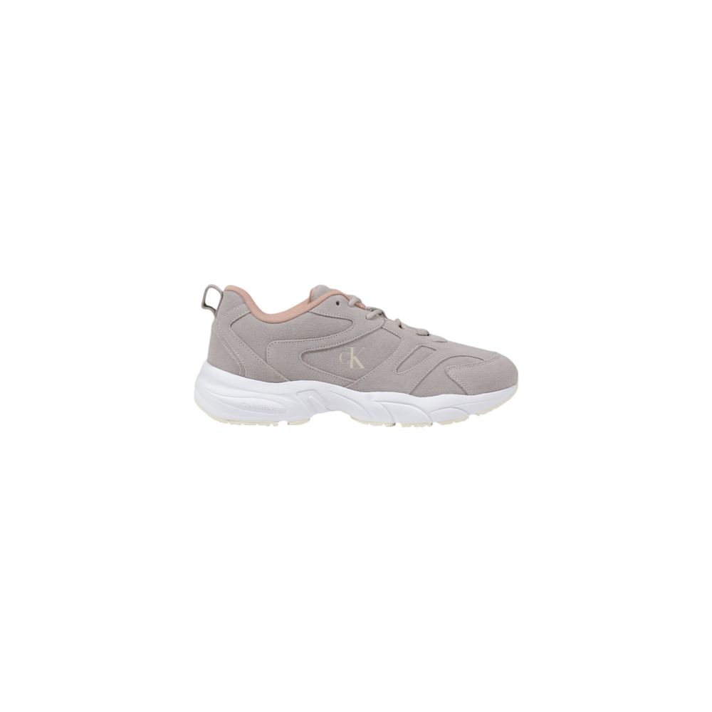 Sneakers by Calvin Klein Jeans for women in leather gray features an sumptuous design from the Women's Padded Athletic Casual Leather Sneakers collection, highlighting a sumptuous athletic casual style for a premium, high-fashion look.