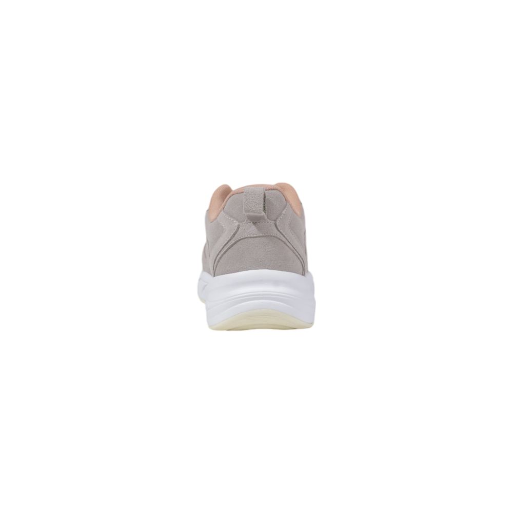 Sneakers by Calvin Klein Jeans for women in leather gray presents a sumptuous silhouette, artfully capturing the essence of the Women's Padded Athletic Casual Leather Sneakers with its sumptuous athletic casual style design.