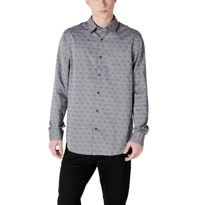 Shirt by Guess for men in stretch cotton & modal gray showcases a sublime silhouette, artfully detailed with a sublime and long-sleeve for a sophisticated, sublime finish.