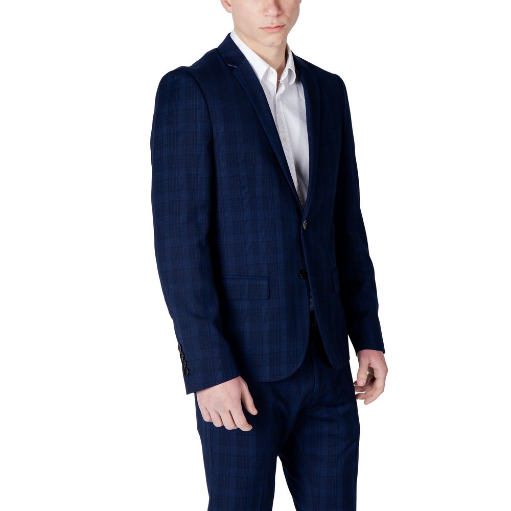 Blazer by Antony Morato for men in stretch polyester & viscose blue showcases a polished silhouette, highlighted by a refined lapel notch-lapel neckline and polished for a sophisticated finish.
